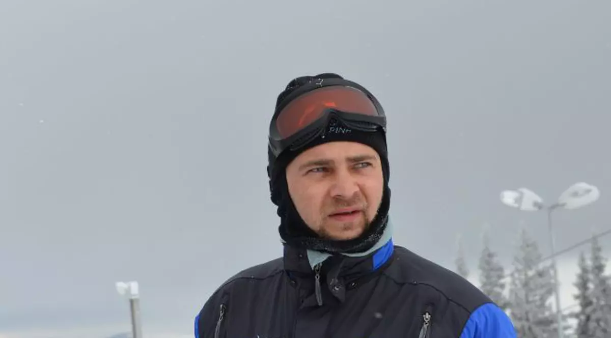 Cosmin Seleşi la un concurs de ski: "Am fost depăşit de un domn de 75 de ani" | FOTO