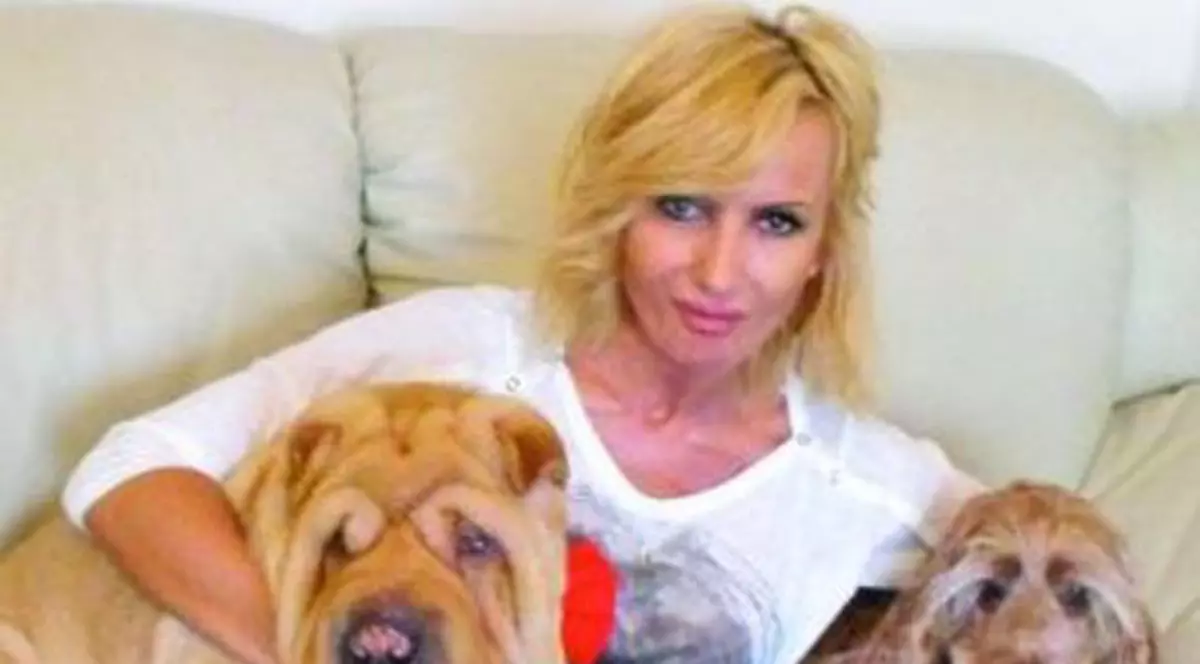 Daniela Gyorfi vrea să fie ÎNGROPATĂ alături de CÂINELE EI!  A dat 15.000 de euro pe un loc de veci!