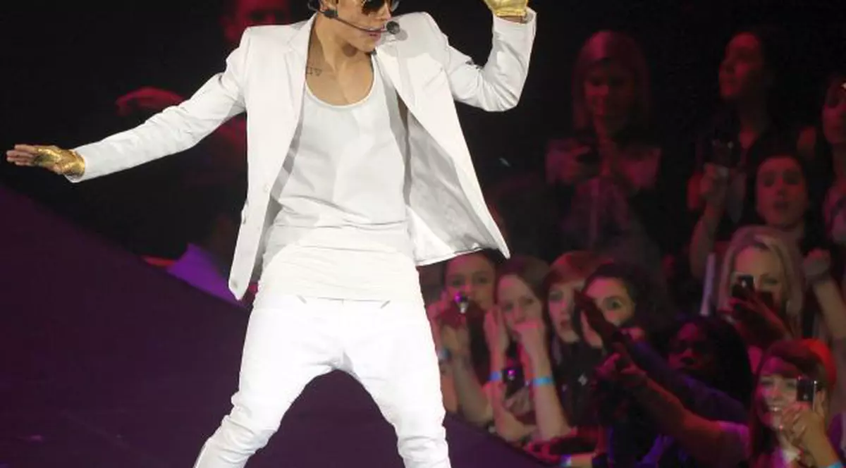 Justin Bieber, huiduit la un concert susținut la Londra - VIDEO