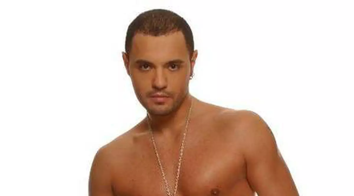 Mihai Mitoşeru şi Taboo Boys, show fierbinte pentru doamne