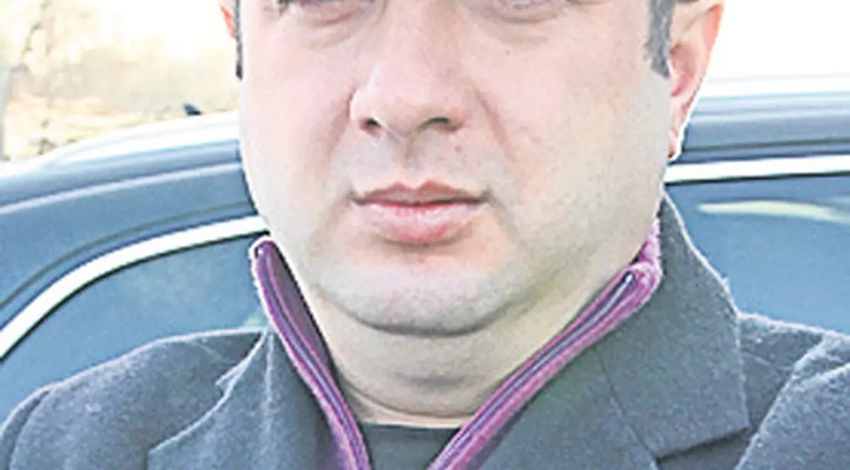 Mama lui Leo de la Strehaia, judecată pentru înşelăciune