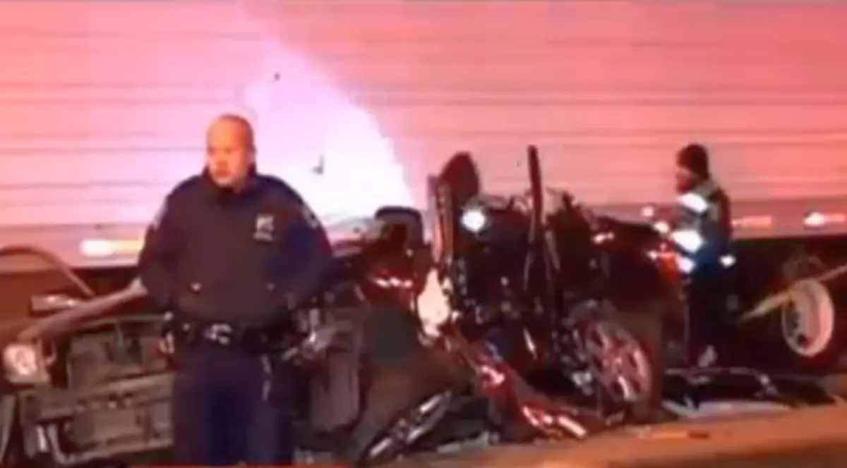 Bebeluș născut la spital după ce mama sa a murit într-un accident auto - VIDEO