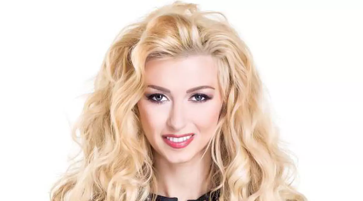 Andreea Bălan, FĂRĂ SUTIEN, lângă iubitul ei, Keo! | FOTO ÎN ARTICOL