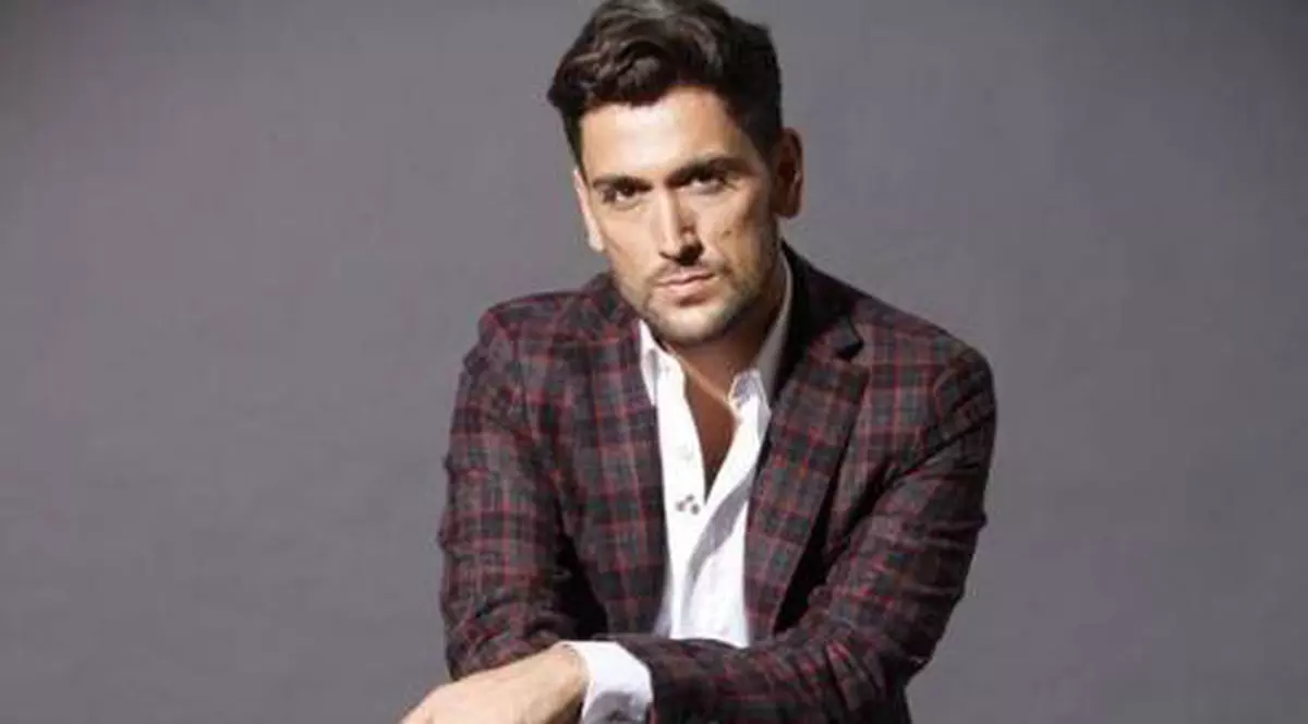 CEZAR OUATU, ultimele declaraţii înainte de semifinala EUROVISION: "VREAU SĂ-I RUP, ŞI LA PROPRIU ŞI LA FIGURAT"