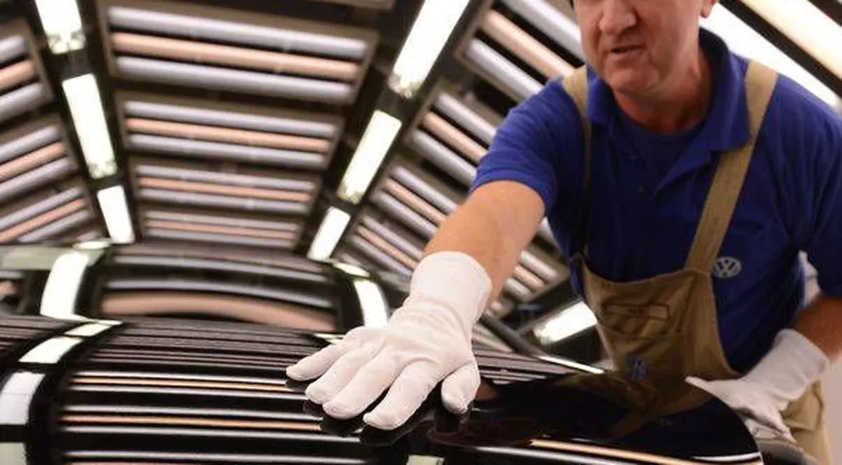 A fost aleasă mașina anului 2013 în lume. Vezi cât costă!