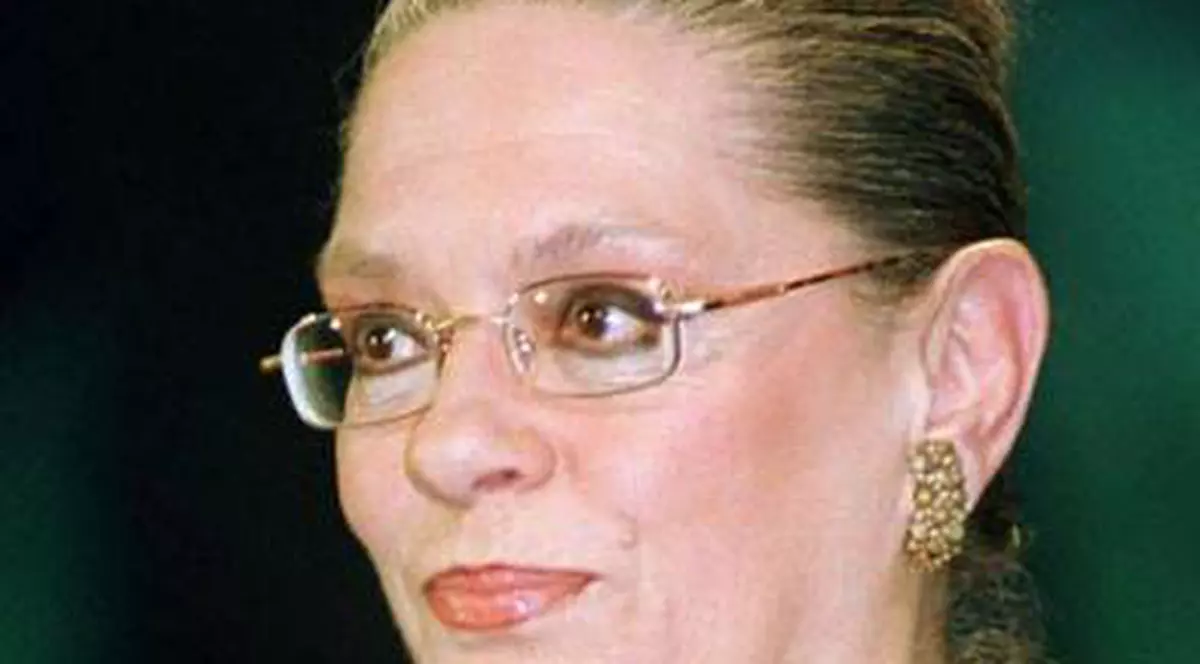 Trupul neînsufleţit al actriţei Irina Petrescu, adus la Cimitirul Reînvierea