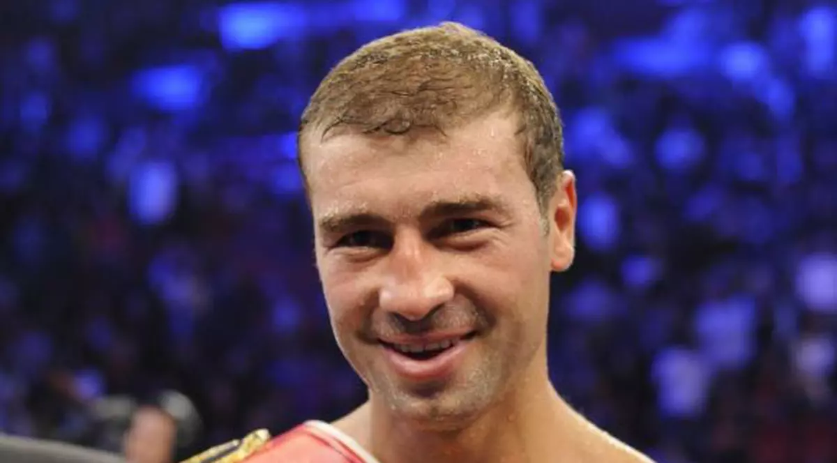 Lucian Bute va boxa pentru centura WBC Diamond, ornată cu SUTE de DIAMANTE, SMARALDE şi RUBINE!