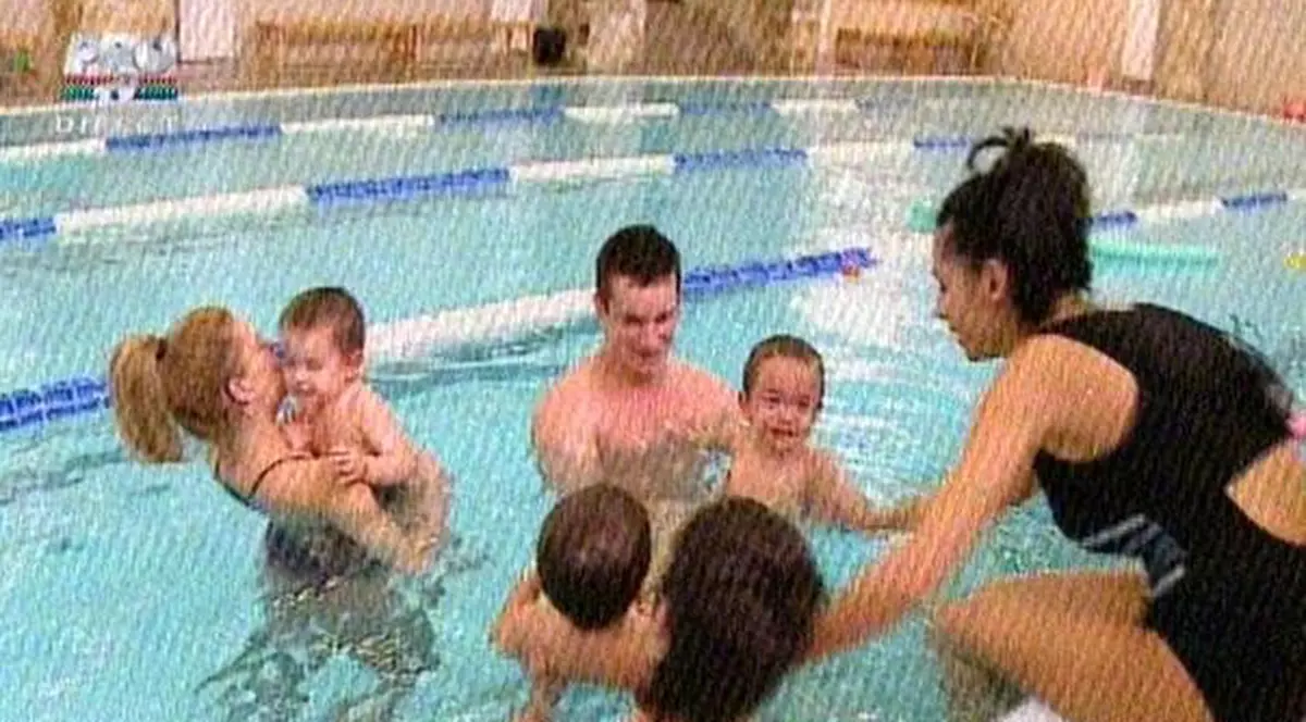 Nicoleta Luciu își lasă copiii să urle ca din gură de șarpe: "Nu pățesc nimic!"