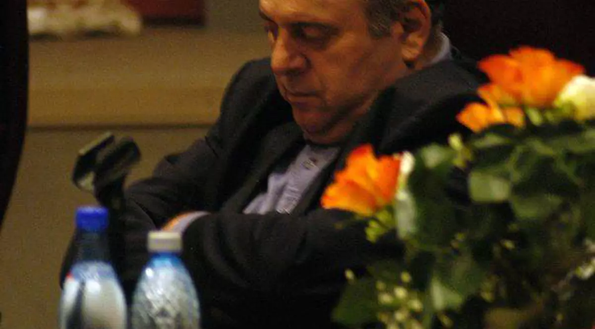 Gheorghe Ştefan a adormit lângă Elena Udrea, însă ea i-a găsit SCUZE!