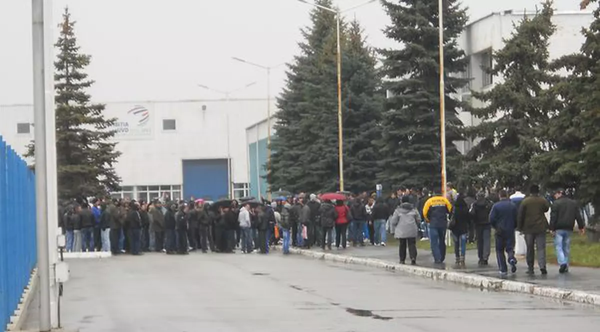 Protest la Dacia Mioveni