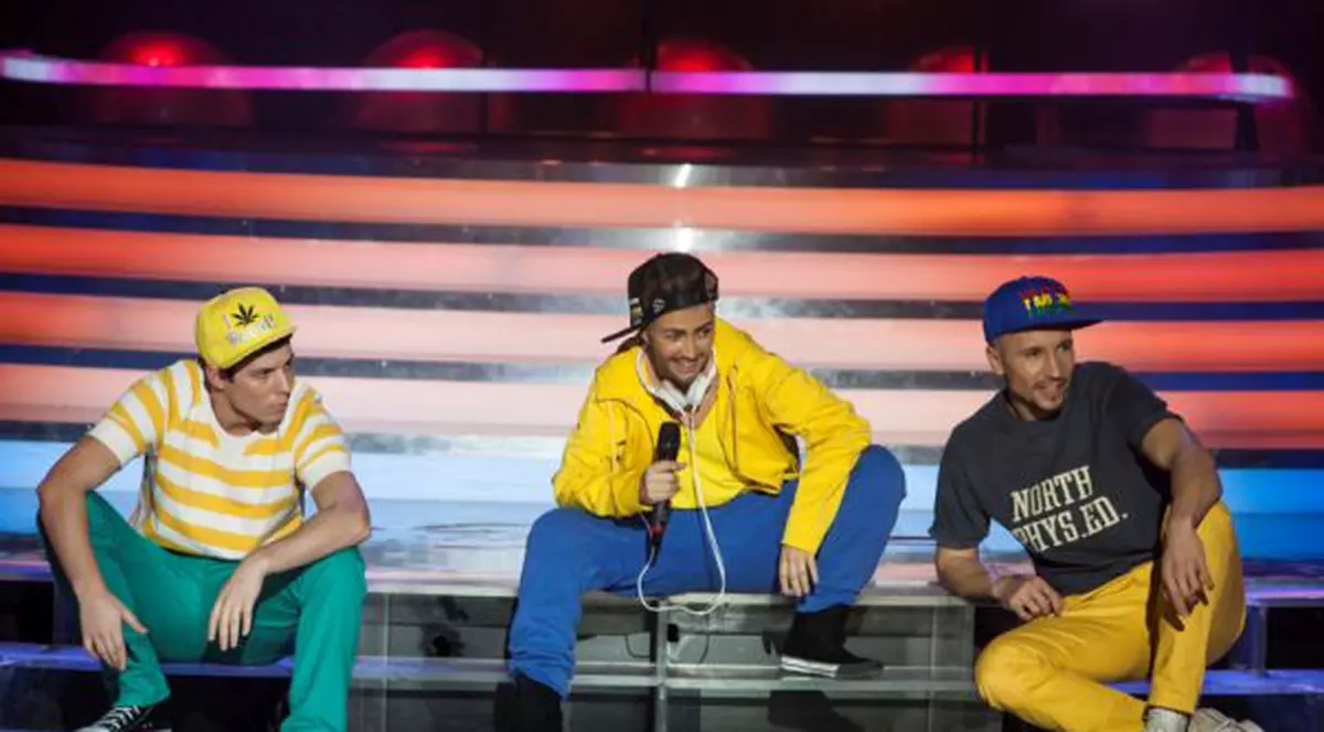 Schimbare radicală de stil! Cine crezi că e diva din imagini? | FOTO