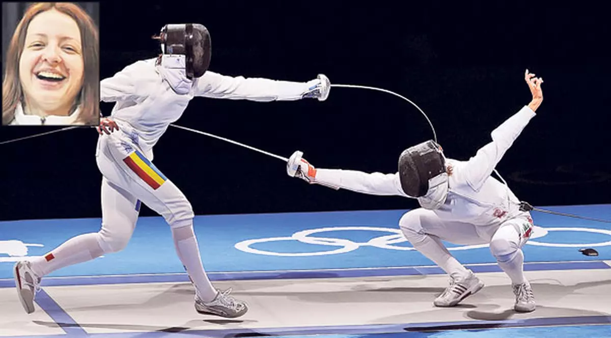 Asalt de aur | Spadasina Ana Maria Brânză se întoarce cu două medalii de la Saint-Maur