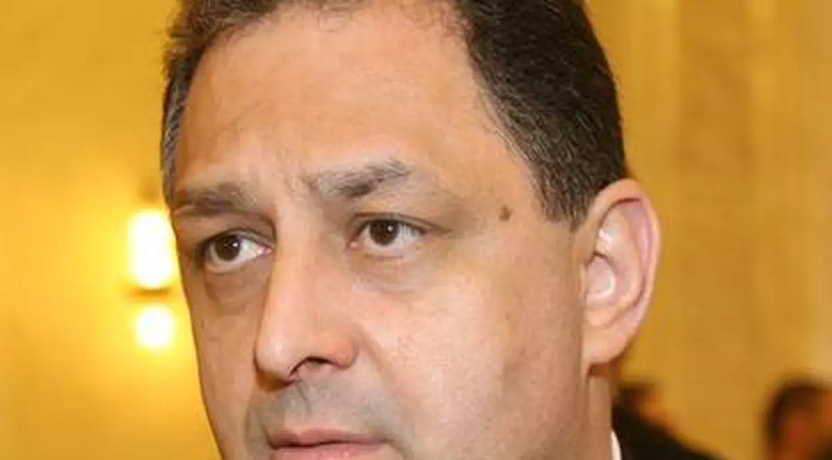 Victor Ponta îi cere lui Marian Vanghelie „să se ocupe de integrarea romilor”