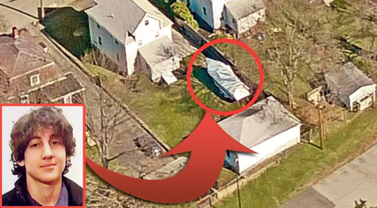 Vânătoarea de terorişti s-a încheiat, iar America respiră uşurată: a fost prins şi cel de-al doilea atacator după ce a stat ascuns într-o barcă timp de 8 ore!