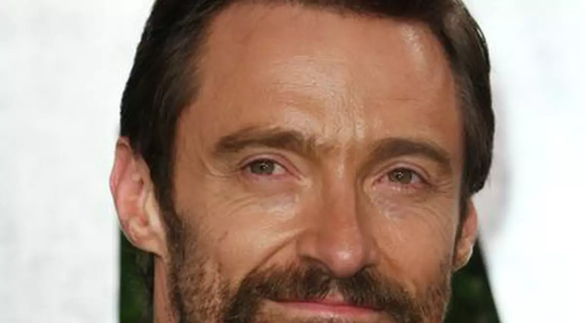 Hugh Jackman, ameninţat cu un aparat de ras electric