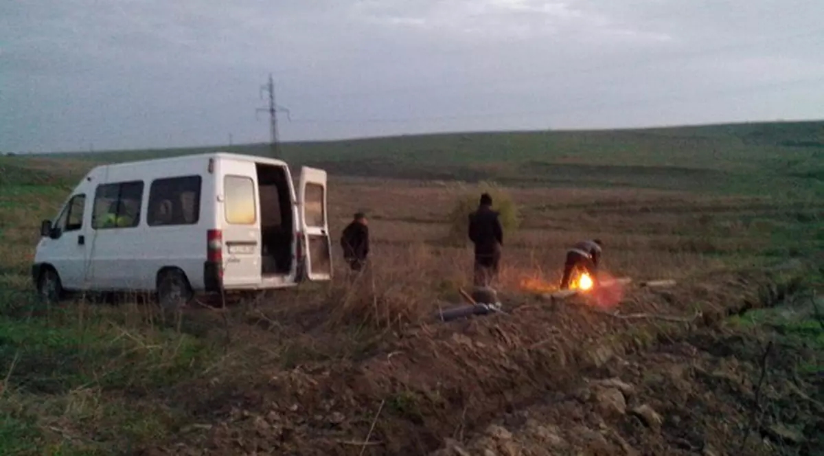 Hoţi de fier vechi: 7 persoane au fost reţinute | FOTO