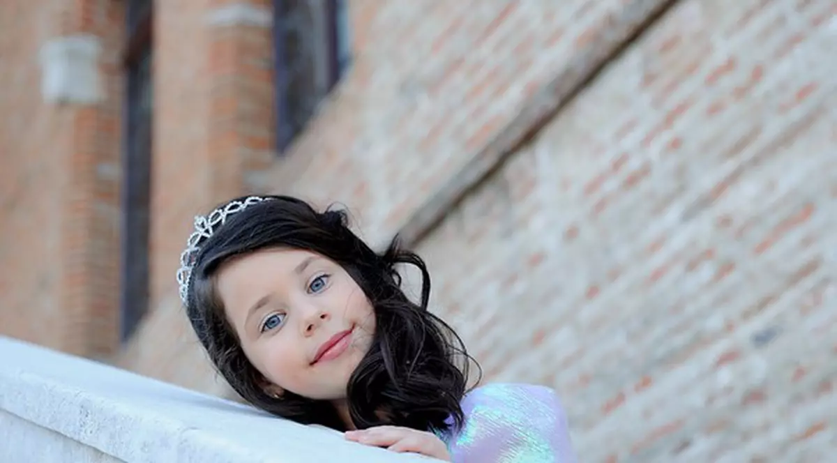 Cât de frumoasă e fiica Andreei Marin, îmbrăcată în prinţesă | FOTO