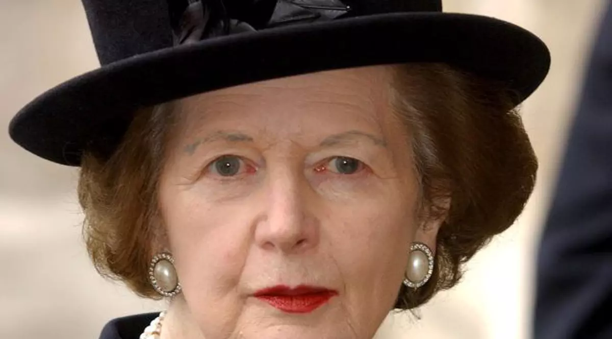 Macabru! Sute de londonezi au sărbătorit în stradă decesul lui Margaret Thatcher: «Vrăjitoarea a murit» VIDEO