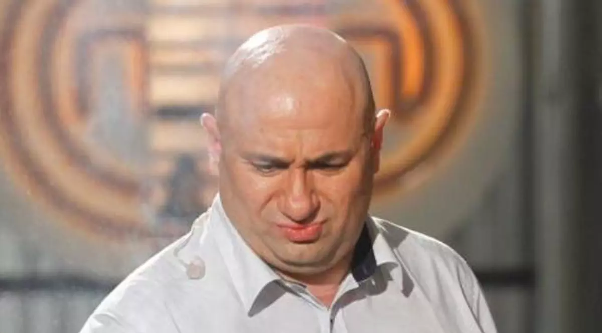 Chef Cătălin Scărlătescu are un preparat culinar pe care NU-L SUPORTĂ şi pe care nu l-ar găti nici dacă ŞI-AR PIERDE SLUJBA! Vezi cum a ajus să-l URASCĂ!