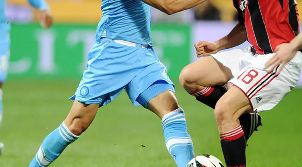 MOTIVUL INTIM pentru care EDINSON CAVANI ar putea da NAPOLI pe o ECHIPĂ MARE din ANGLIA!