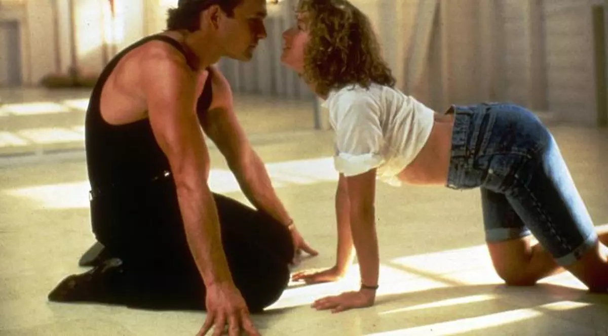 Metodă de succes! Filmul "Dirty Dancing" ţine loc de anestezic | VIDEO