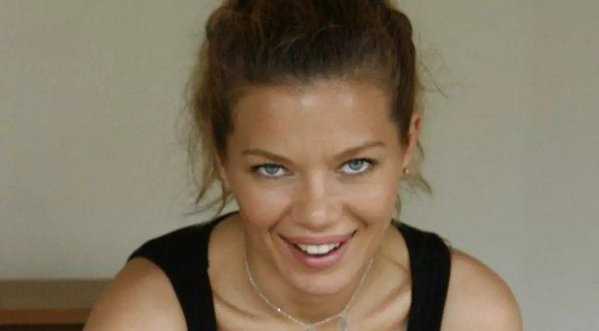 Fiul vitreg al Elenei Udrea și Gina Pistol dau din colț în colț! Vezi cum își CARACTEARIZEAZĂ RELAȚIA