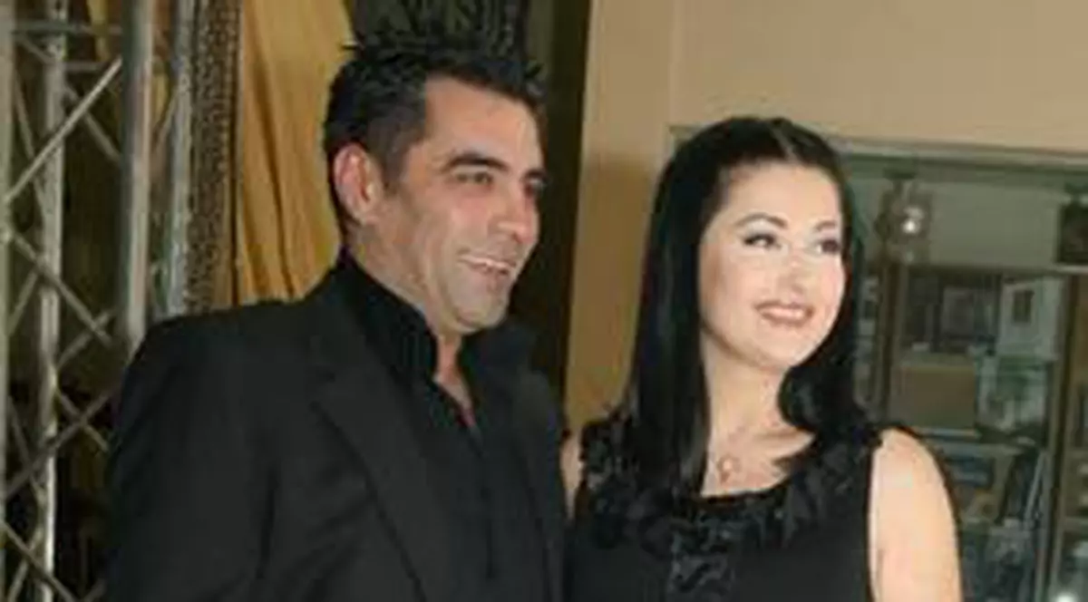 Mihaela Tatu, despre apariţiile tv ale lui Marcel Toader: "Trebuie să-şi recupereze banii pe inelul de logodnă"