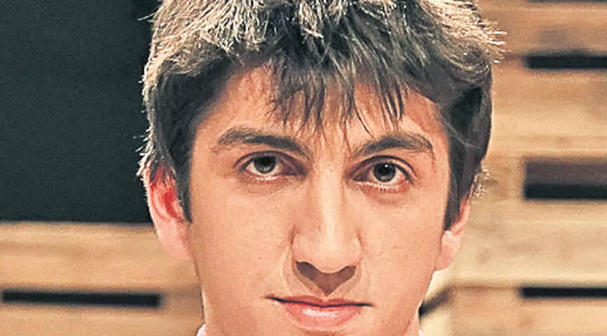 Petru Buiuca, primul MasterChef al României, te ajută să slăbeşti. Iată o reţetă hrănitoare şi gustoasă! | FOTO