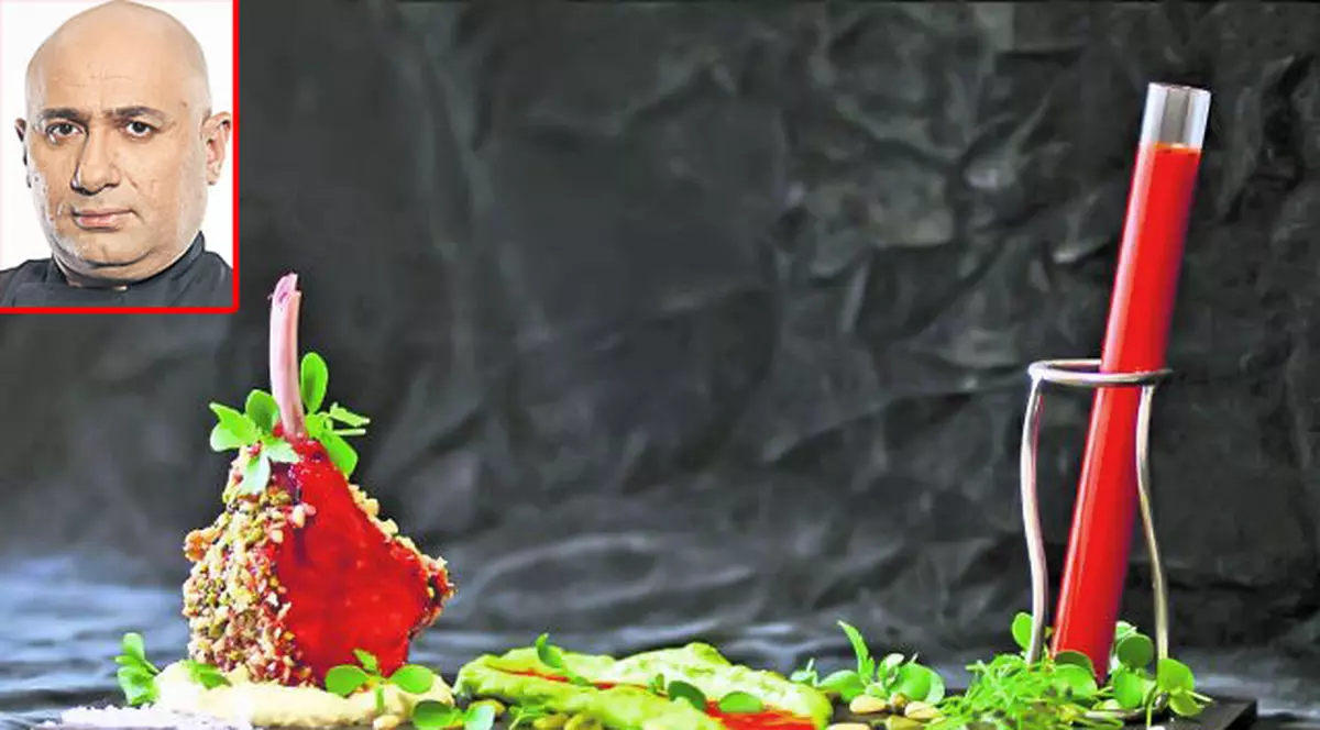 Juraţii «MasterChef» te învaţă să prepari cel mai bun miel de Paște