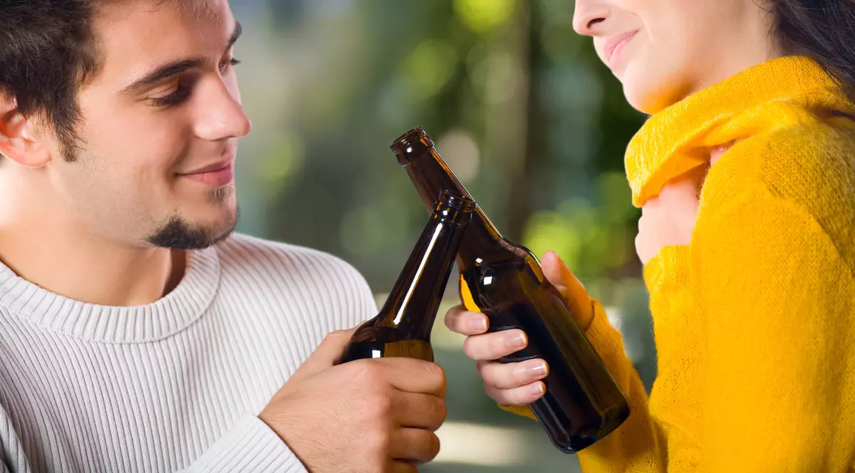 Ce îi determină pe oameni să consume bere