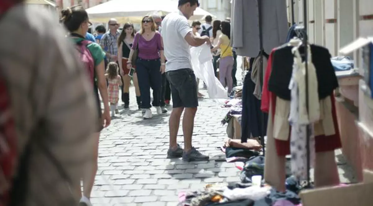 PREMIERĂ ÎN ROMÂNIA! Iei TOT CE VREI de la târg şi NU PLĂTEŞTI NIMIC!