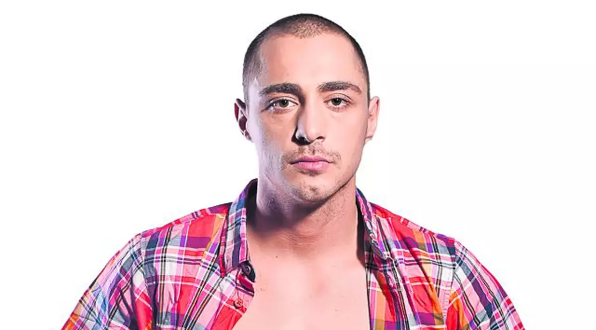 EXCLUSIV! Vladimir Drăghia, dat afară din casă pentru neplata chiriei