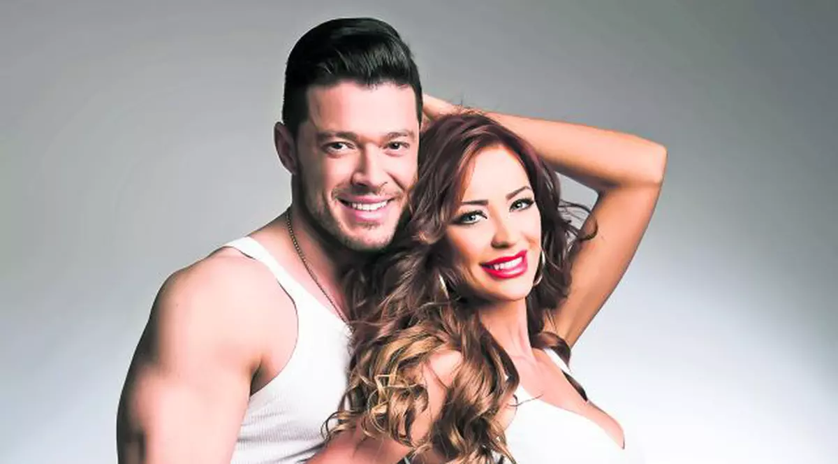 Victor Slav îi pregăteşte inelul Biancăi