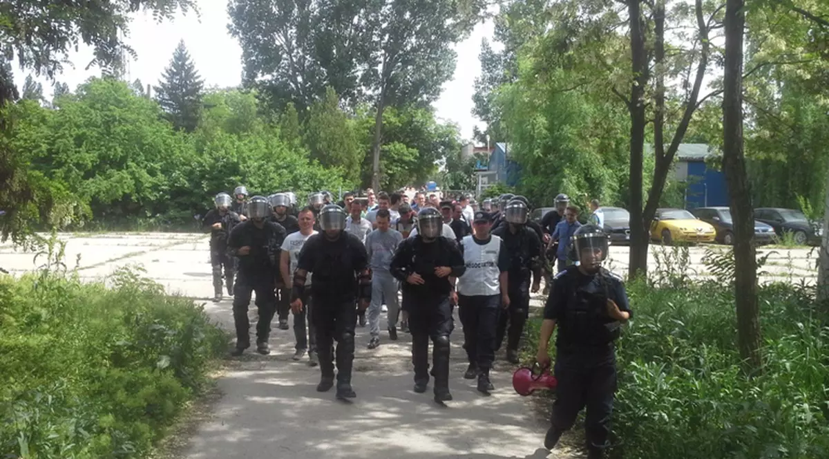 Jandarmii bucureşteni s-au pregătit pentru nebunia de la derby-ul Dinamo-Steaua