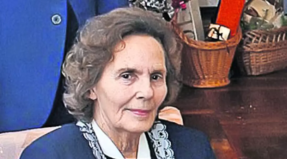 Regina Ana a murit | Cărțile de condoleanțe, deschise simultan la Palatul Elisabeta, Palatul Regal și Castelul Peleș