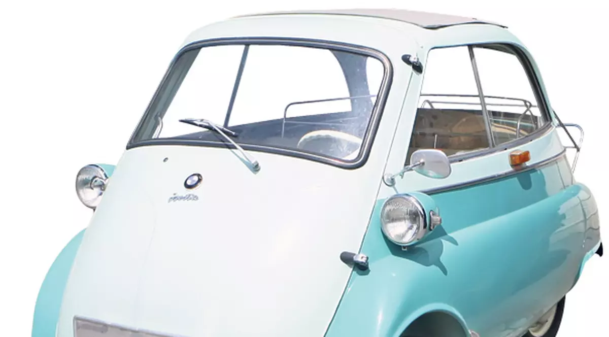 BMW-ul ăsta cântăreşte doar 350 de kilograme