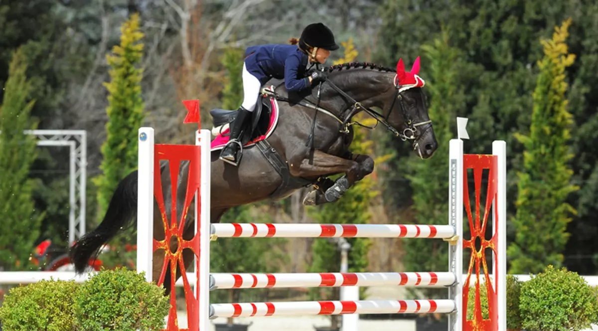 De 1 iunie, micuţa călăreaţă Anne Marie Bontea va da startul ceremoniilor pentru copii 