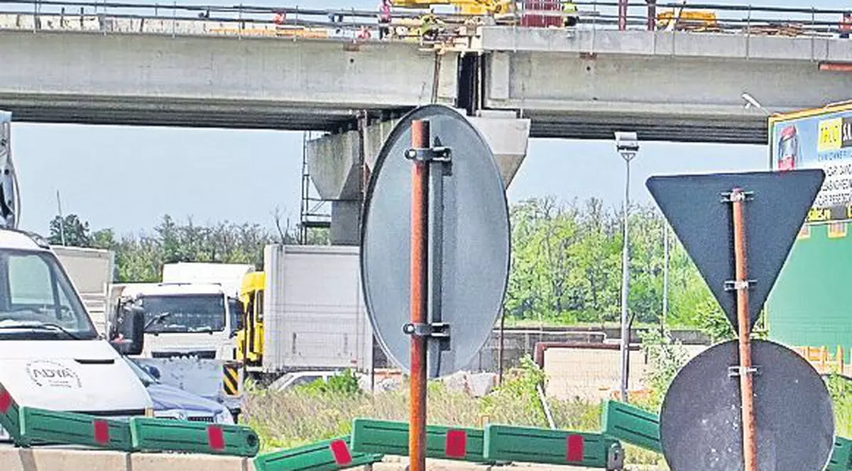 VREI SĂ MUNCEŞTI PE CEL PUŢIN 1.000 de euro? Iată UNDE POŢI GĂSI DE LUCRU după 1 IANUARIE