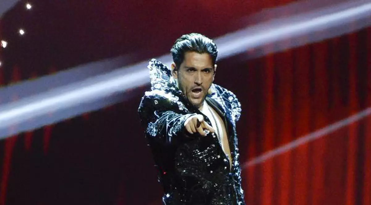 Cezar Ouatu se victimizează: "Am fost lovit şi biciuit de toţi. Dacă reprezentam Italia câştigam Eurovisionul"