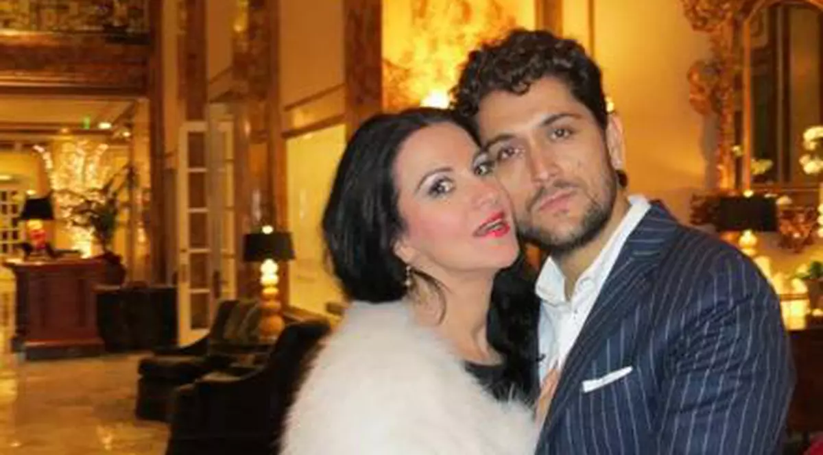 Lovitură dură primită de Cezar Ouatu chiar în ziua finalei! Cineva apropiat îi critică prestaţia