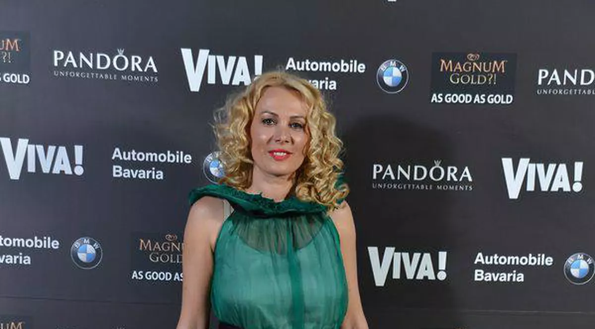 Dana Săvuică: "Arăt precum O VĂCUŢĂ ieşită la păscut" 