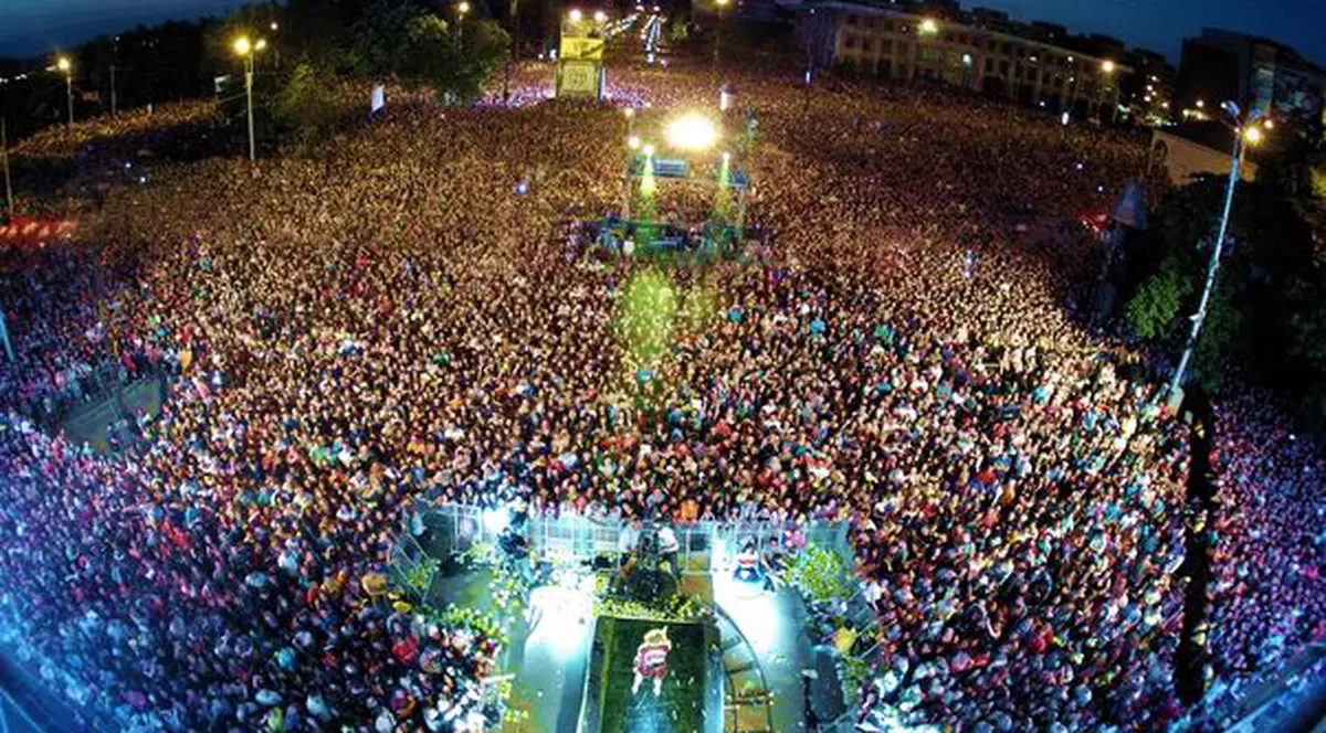 100.000 de oameni la cel mai mare concert al anului