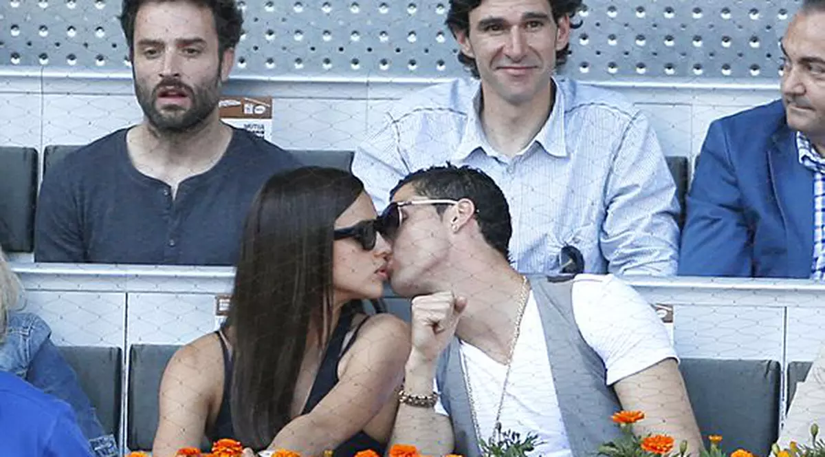 Ce pupăcios e Cristiano Ronaldo cu iubita lui! | FOTO