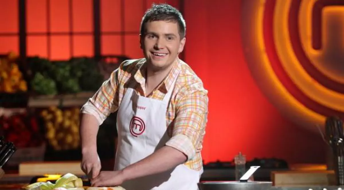 O NOUĂ LEGUMĂ îi dă BĂTĂI de cap lui NICUȘOR COROAMĂ! Vezi pe care dintre juraţii de la MasterChef L-A SUNAT, pentru ajutor! 