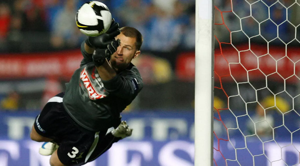 Fotbalul croat, ÎN DOLIU! Un portar al Naţionalei a fost găsit mort!