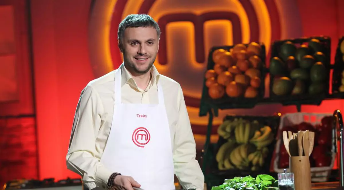 Vrei să-ţi laşi musafirii cu gura căscată de Paşte? Încearcă GUSTOASA REŢETĂ a lui Traian Galleguillos de la MasterChef: PULPĂ DE MIEL CU MIERE!