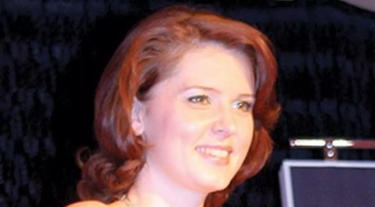 Roberta Anastase UITĂ DE RIVALITĂŢI POLITICE la NUNTA ei! Va avea invitaţi din TOATE FORMAŢIUNILE!