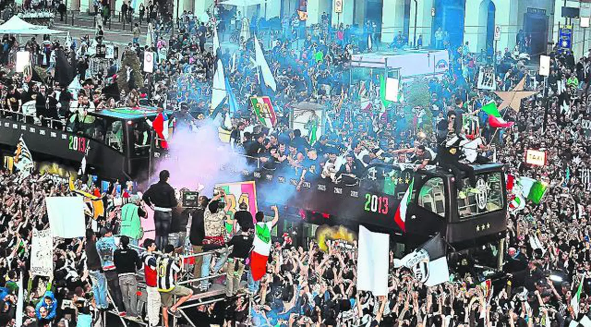 Petreceri la Torino şi la Amsterdam: Juve şi Ajax, laureate