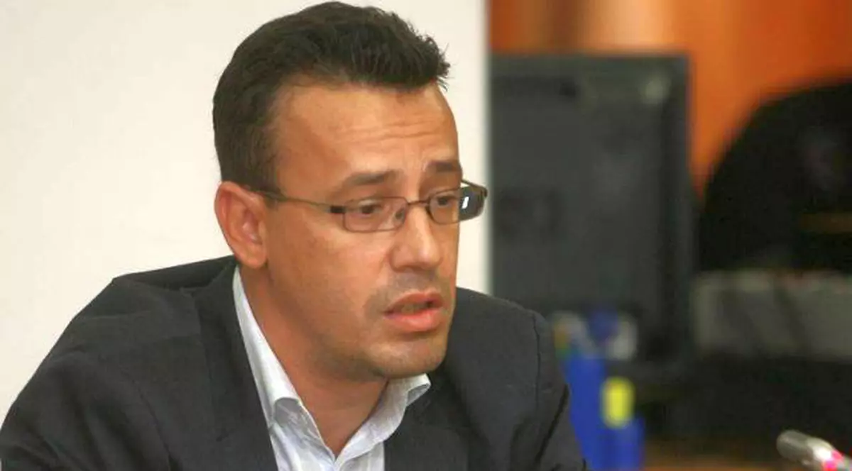 Victor Ciutacu se judecă cu o colegă de la RTV! Îi cere daune de un miliard de lei vechi 