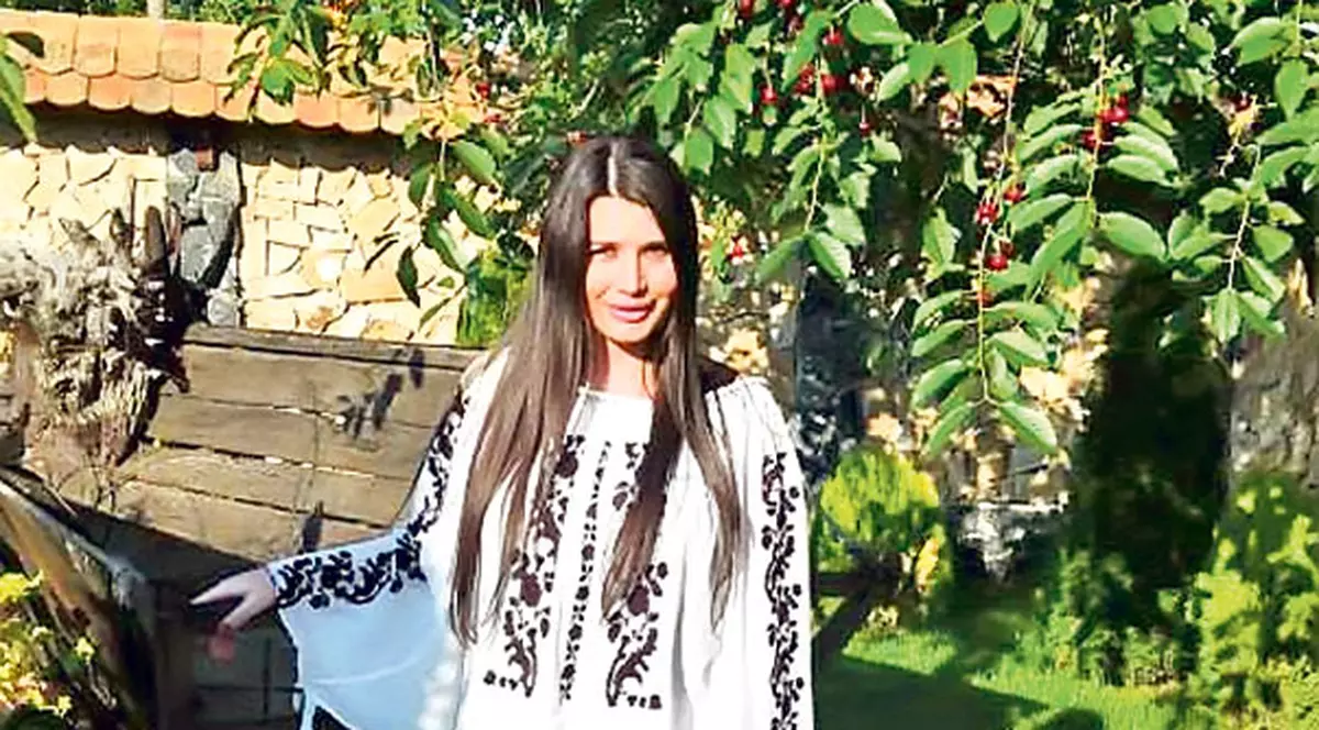 EBA, în straie populare la românii din Serbia | FOTO